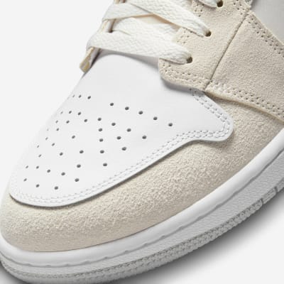 Air Jordan 1 Low SE Craft Inside Out Foto 1