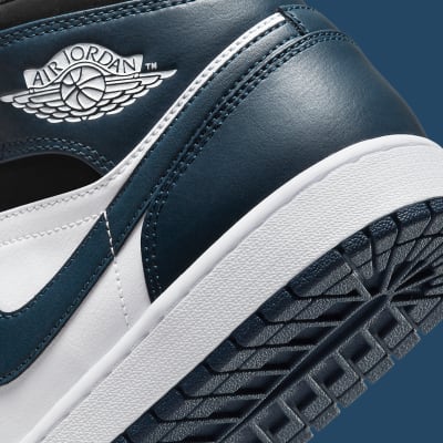 Air Jordan 1 Mid Armor Navy Foto 7