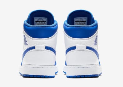 De Air Jordan 1 Mid Hype Royal Komt Eraan