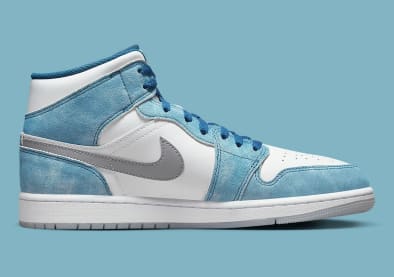 Deze Air Jordan 1 Mid brengt een ode aan de "Royal" colorway