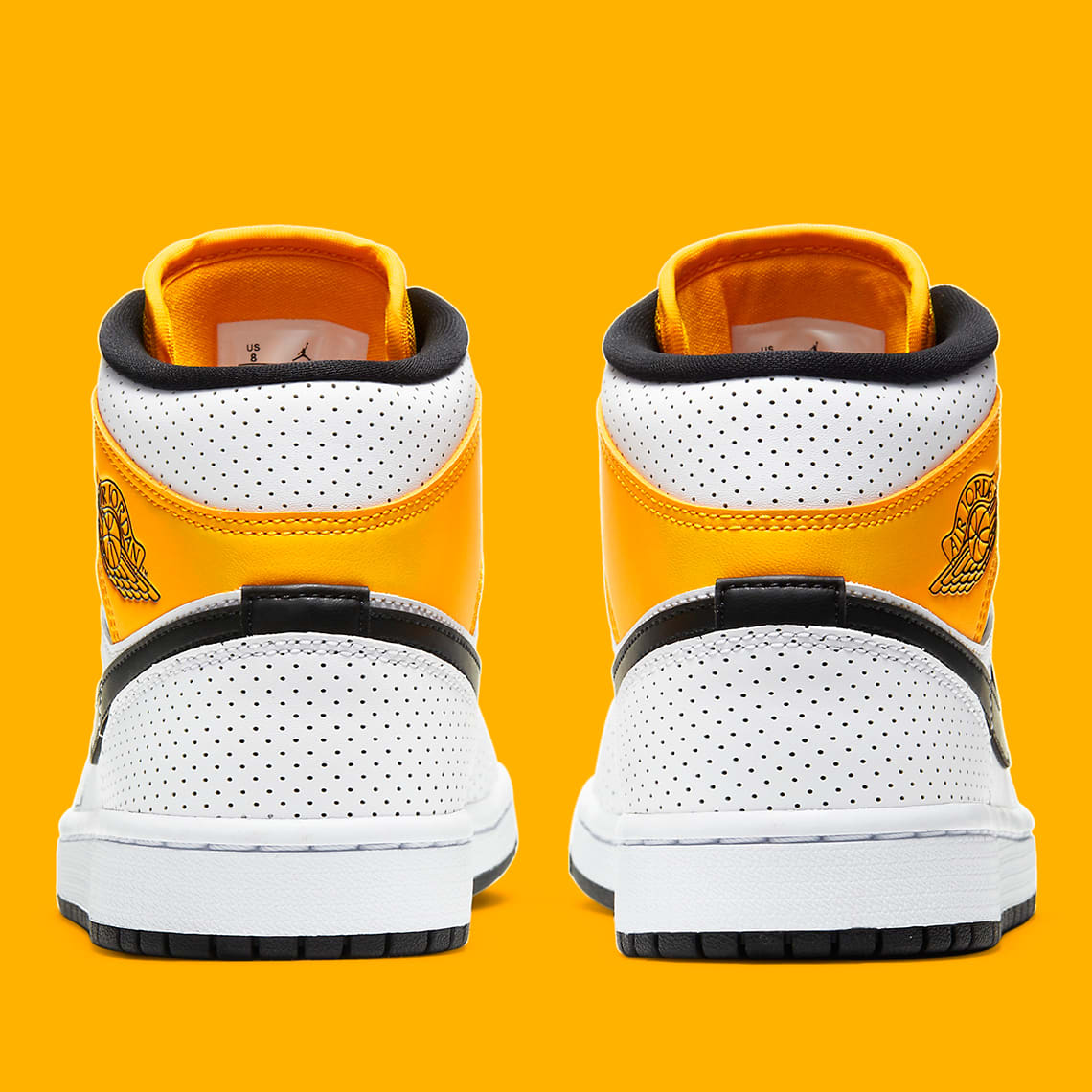 Een meer ademende Jordan 1 Mid dan deze "Laser Orange" ga je niet snel vinden