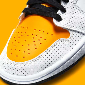 Een meer ademende Jordan 1 Mid dan deze "Laser Orange" ga je niet snel vinden