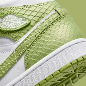 Air Jordan 1 Mid SE Green Python Foto 8