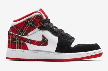 Deze Air Jordan 1 Mid White Plaid maakt jouw Kerst outfit helemaal af!