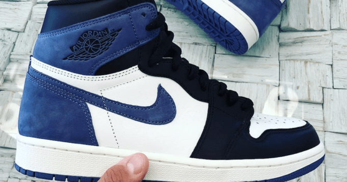 Jordan 1 blue sales moon