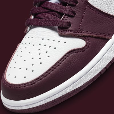 Air Jordan 1 Retro High OG Bordeaux Foto 8