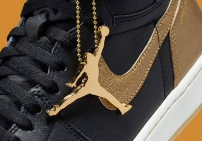 Air Jordan 1 Retro High OG Metallic Gold Foto 1