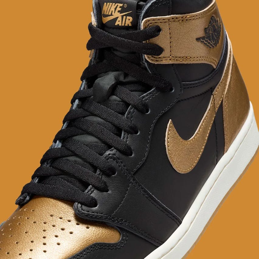 Air Jordan 1 Retro High OG Metallic Gold Foto 7