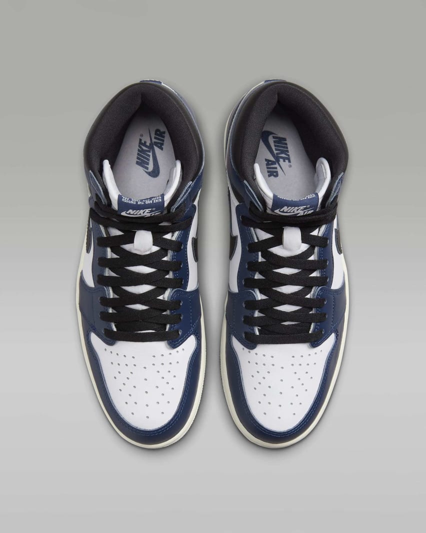 Air Jordan 1 Retro High OG Midnight Navy Foto 2