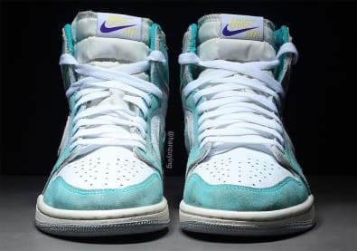 Incoming Heat: Air Jordan 1 Retro High OG "Turbo Green"