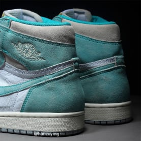 Incoming Heat: Air Jordan 1 Retro High OG "Turbo Green"