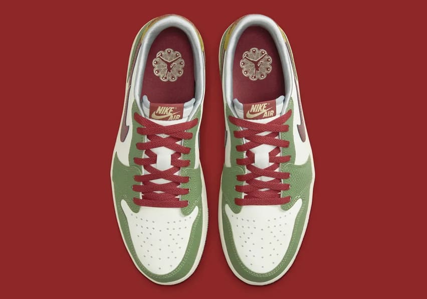 Air Jordan 1 Retro Low OG Chinese New Year Foto 4