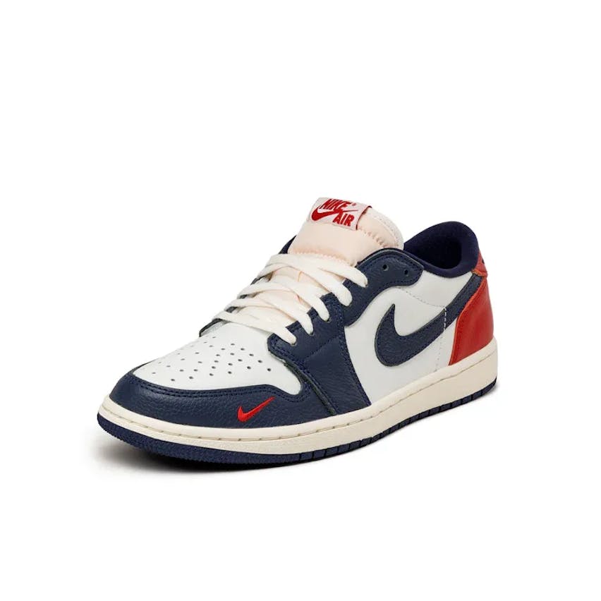 Air Jordan 1 Retro Low OG Howard University Foto 1