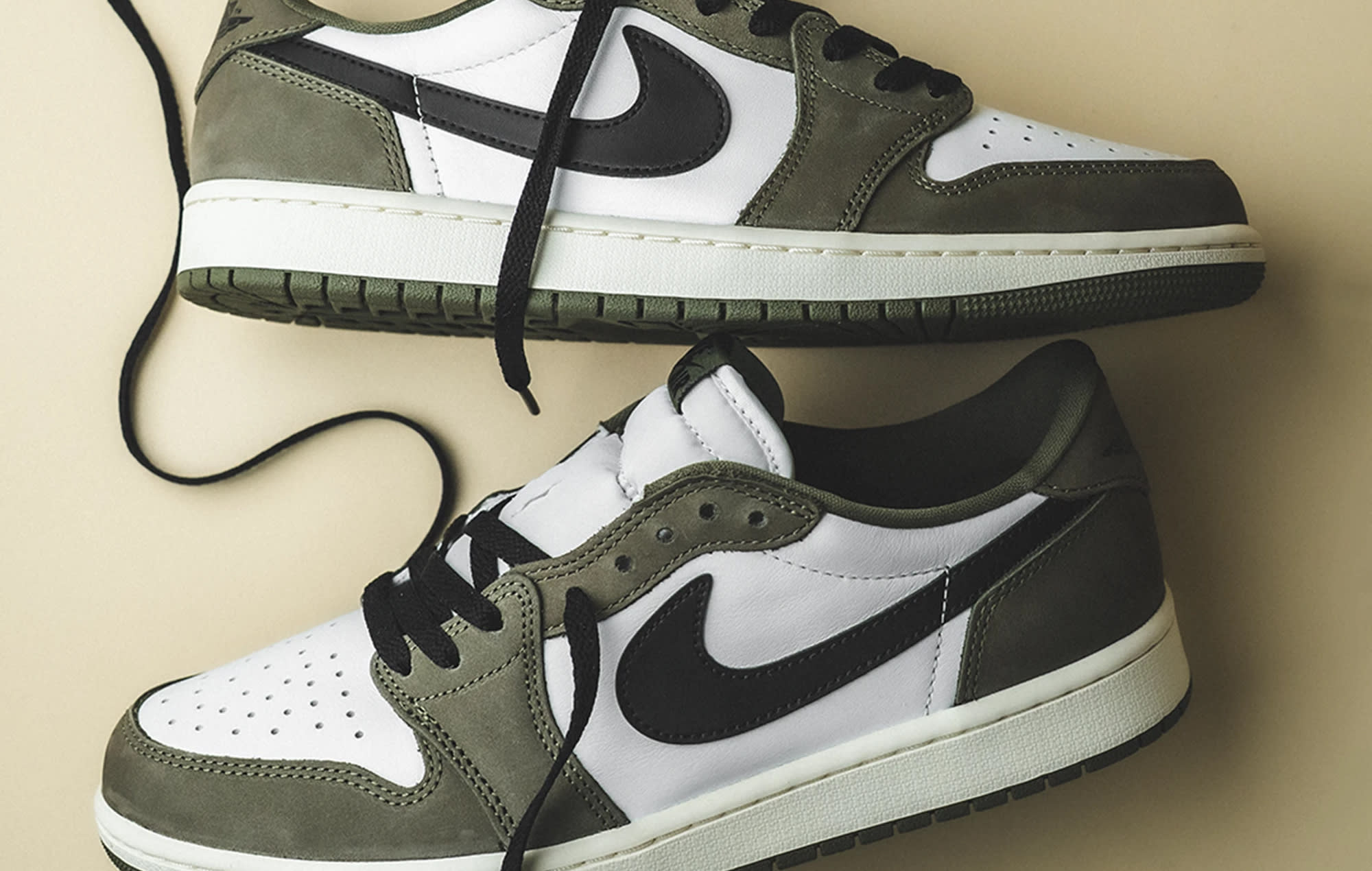 Air Jordan 1 Retro Low OG Medium Olive