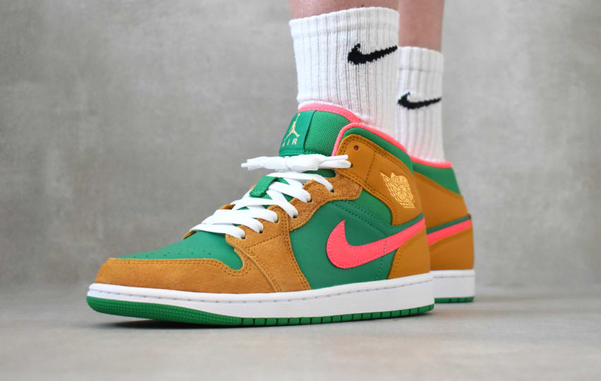 Air Jordan 1 Wheat Watermelon DX4332 700 1