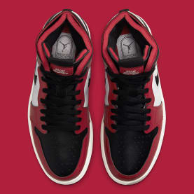 Air Jordan 1 Zoom CMFT Patent Red Foto 4