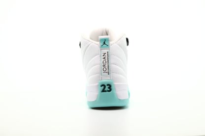 De Air Jordan 12 GS Light Aqua Dropt Dit Weekend!