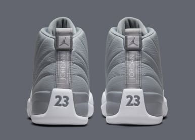 Air Jordan 12 Stealth Foto 5