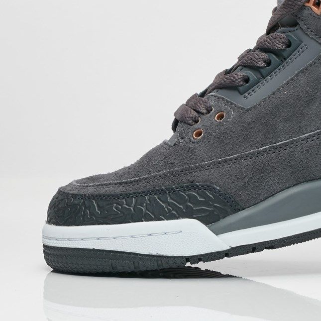 De Air Jordan 3 GS Anthracite dropt dit weekend