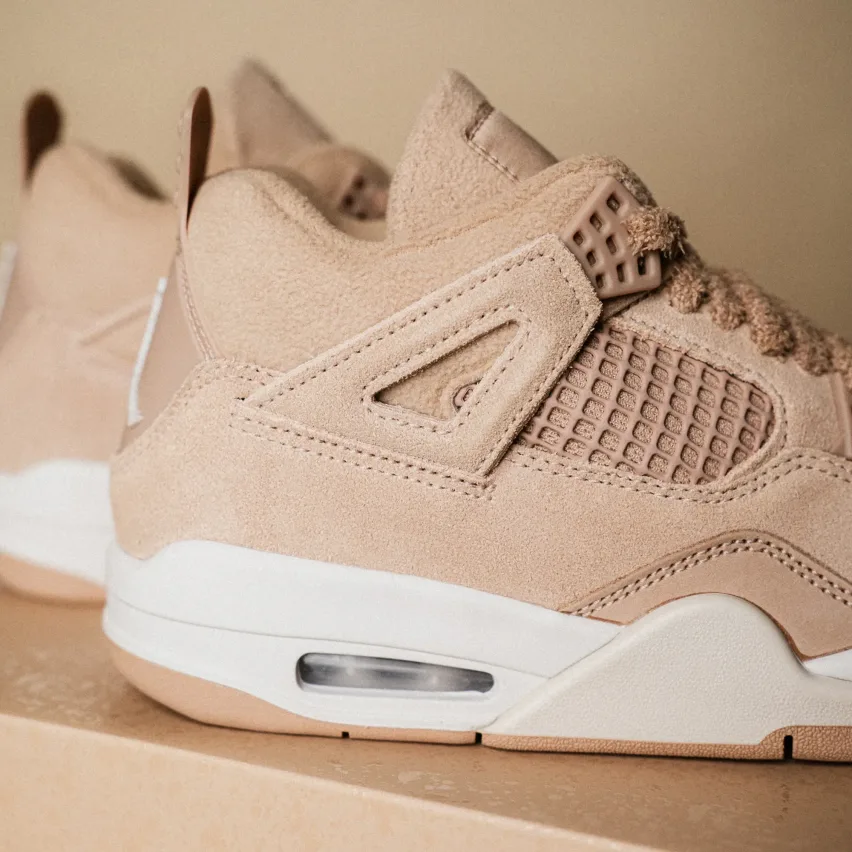 Air Jordan 4 Retro Wmns Cozy Girl FOTO 1
