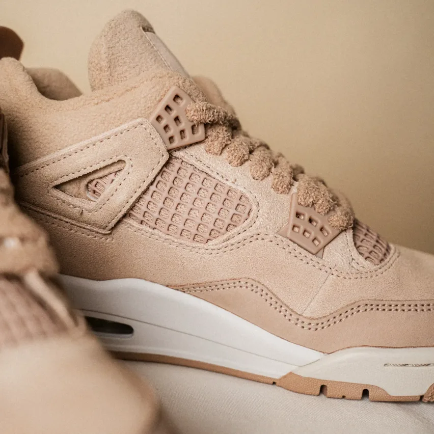 Air Jordan 4 Retro Wmns Cozy Girl FOTO 2