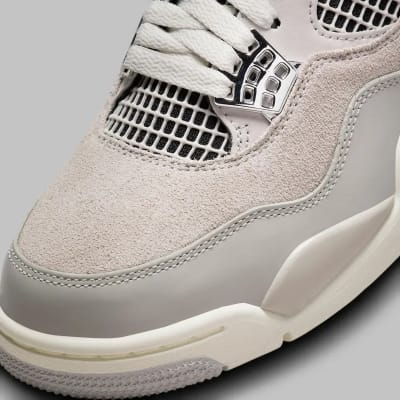 Air Jordan 4 Wmns Frozen Moments Foto 8