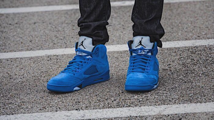 Morgen is de release van de Air Jordan 5 Blue Suede