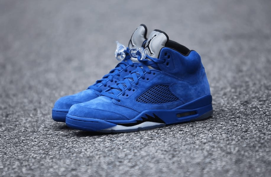 Morgen is de release van de Air Jordan 5 Blue Suede