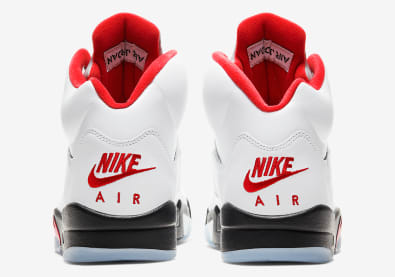 De Air Jordan 5 Fire Red maakt na 30 jaar een return!