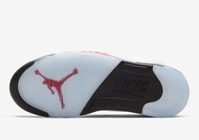 De Air Jordan 5 Fire Red maakt na 30 jaar een return!