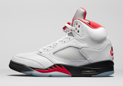 De Air Jordan 5 Fire Red maakt na 30 jaar een return!