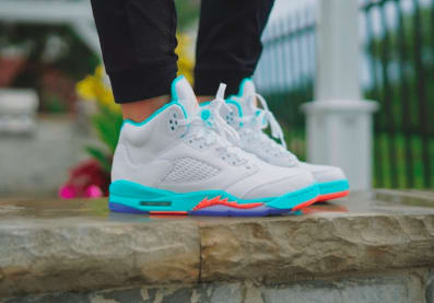 De Air Jordan 5 GS Light Aqua Dropt Dit Weekend