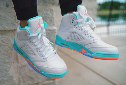 De Air Jordan 5 GS Light Aqua Dropt Dit Weekend