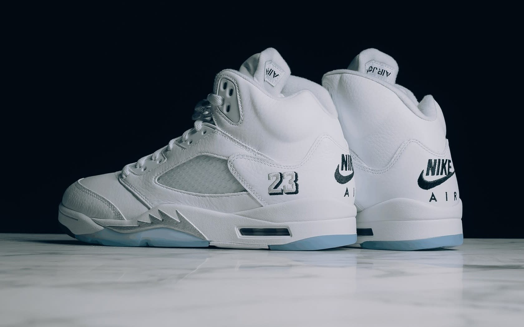 Air Jordan 5 Retro White Metallic HQ7978 103