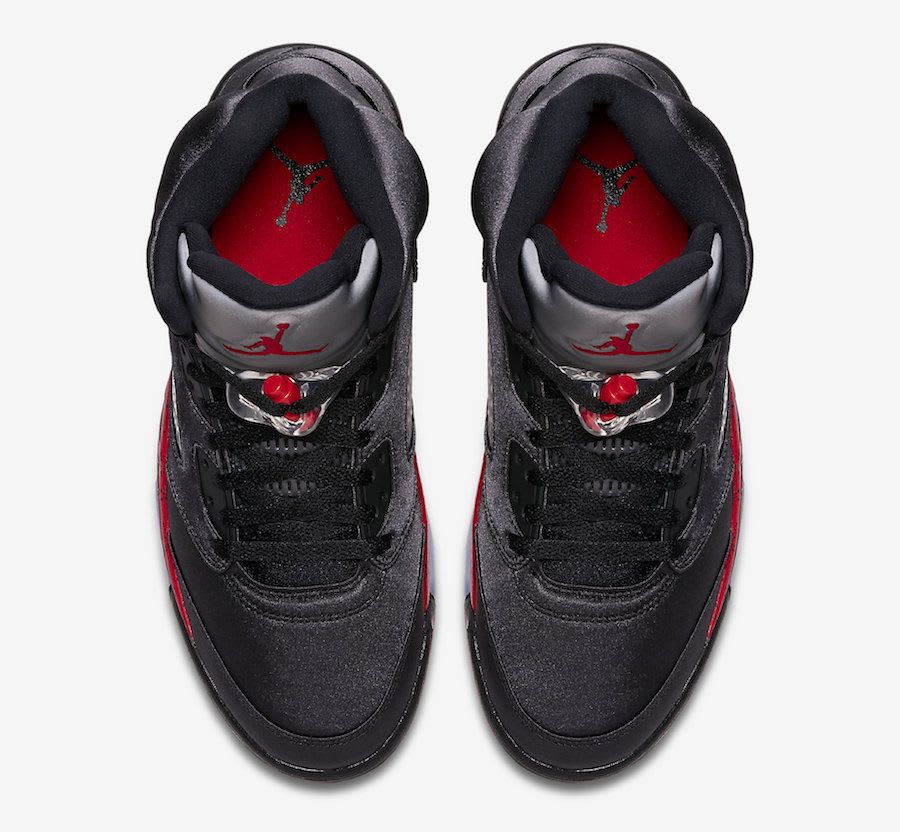 Officiële Foto's Van De Air Jordan 5 Satin Bred