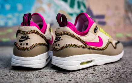 Air Max 1 Ultra 2.0 SI Stitch Sneaker Squad