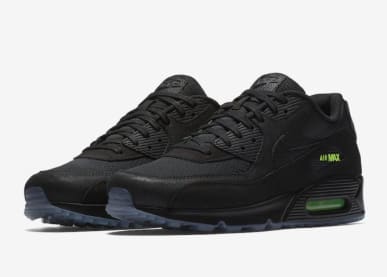 Nike dropt binnenkort deze KAWS-achtige Air Max 90