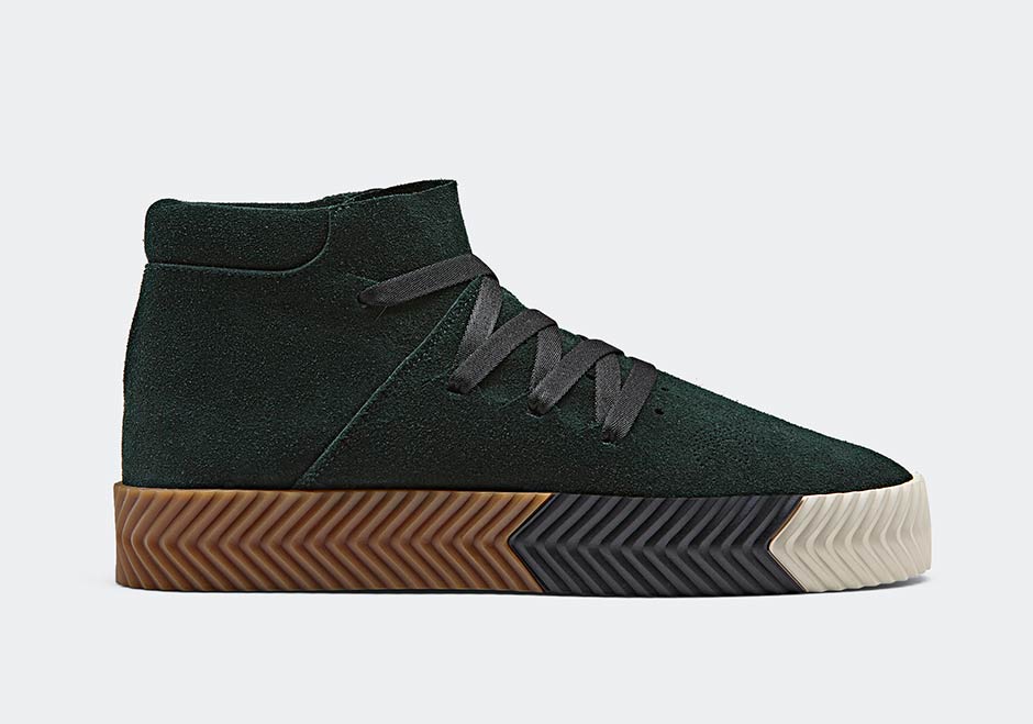 De nieuwe Alexander Wang x Adidas collectie dropt dit weekend