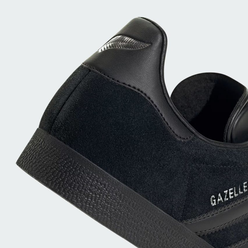 All Blacks x Adidas Gazelle Foto 8