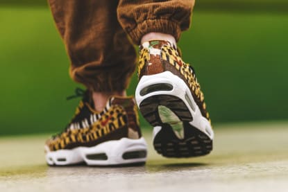 Eerst on-foot beelden van het Atmos x Nike Animal Pack 2.0