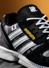 BAPE's camo prints zijn weer terug te vinden op de upcoming BAPE x Undefeated x adidas ZX 8000