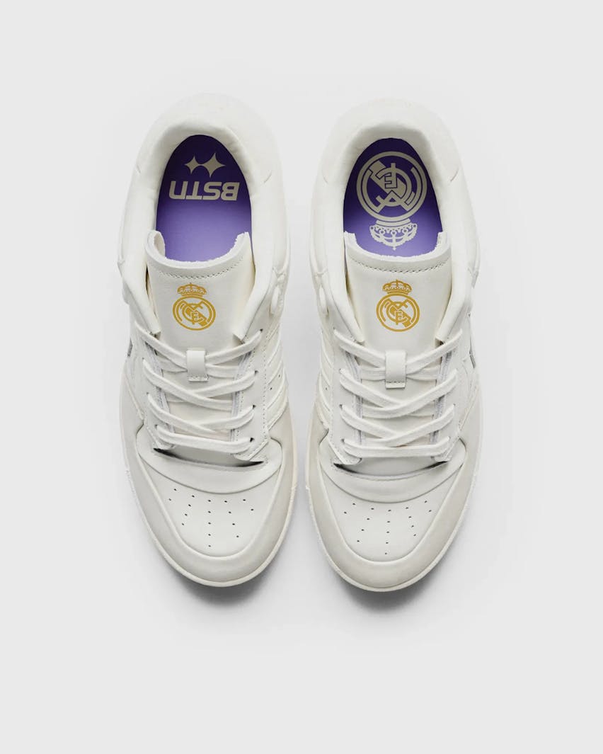 BSTN x Adidas x Real Madrid Rivalry 86 Low Cloud White Foto 4