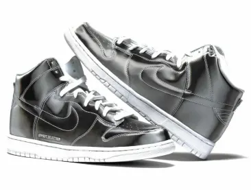 CLOT x Nike Dunk High Metallic Silver Foto 1