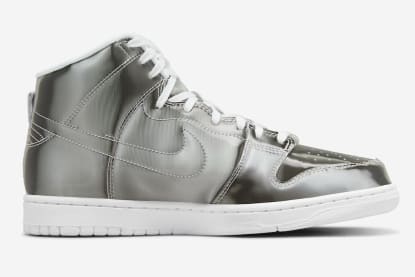 CLOT x Nike Dunk High Metallic Silver Foto 6