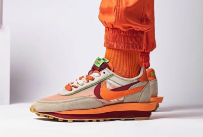 CLOT x sacai x Nike LD Waffle Orange Blaze foto 12