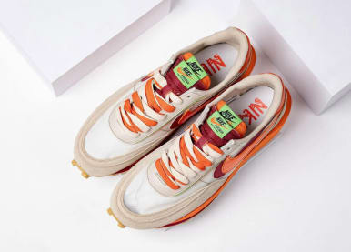 CLOT x sacai x Nike LD Waffle Orange Blaze foto 4