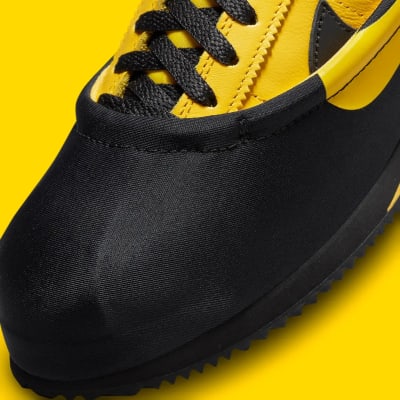 Clot x Nike Cortez Black Varsity Maize Foto 8