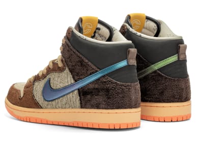 Zaterdag dropt deze hele dikke Nike Dunk x Concepts "Mallard" collab