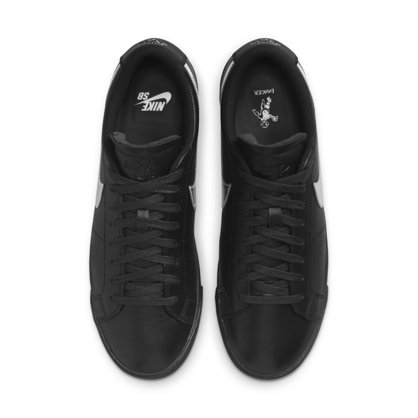 Dancer Skateboards x Nike SB Zoom Blazer Low Black Metallic Silver Foto 5