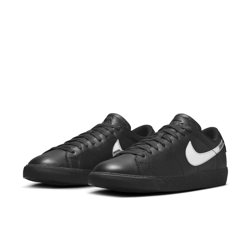 Dancer Skateboards x Nike SB Zoom Blazer Low Black Metallic Silver Foto 7